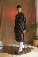 Men's Black All-Over Threadwork Embroidered Kurta