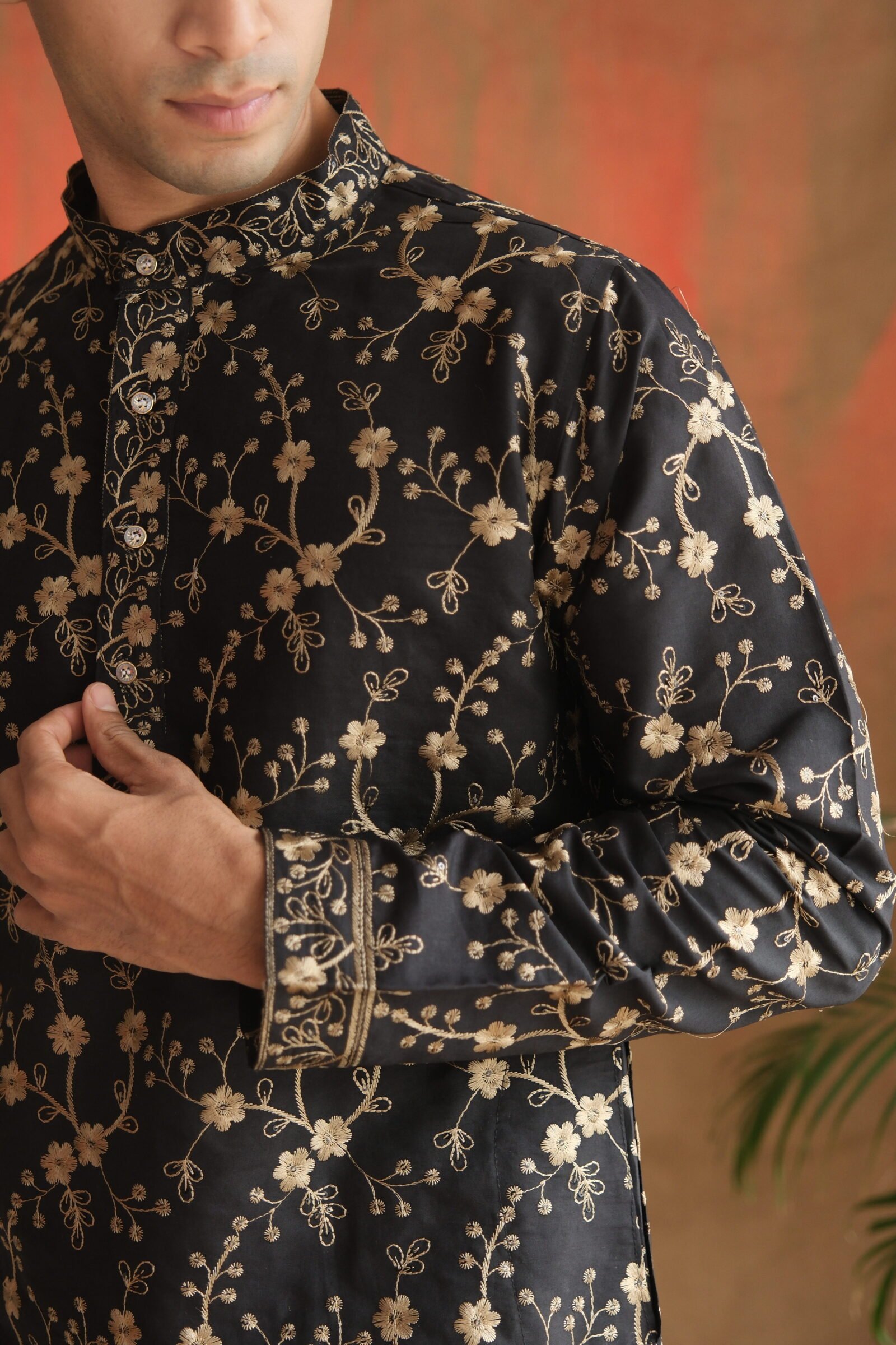 Men's Black All-Over Threadwork Embroidered Kurta