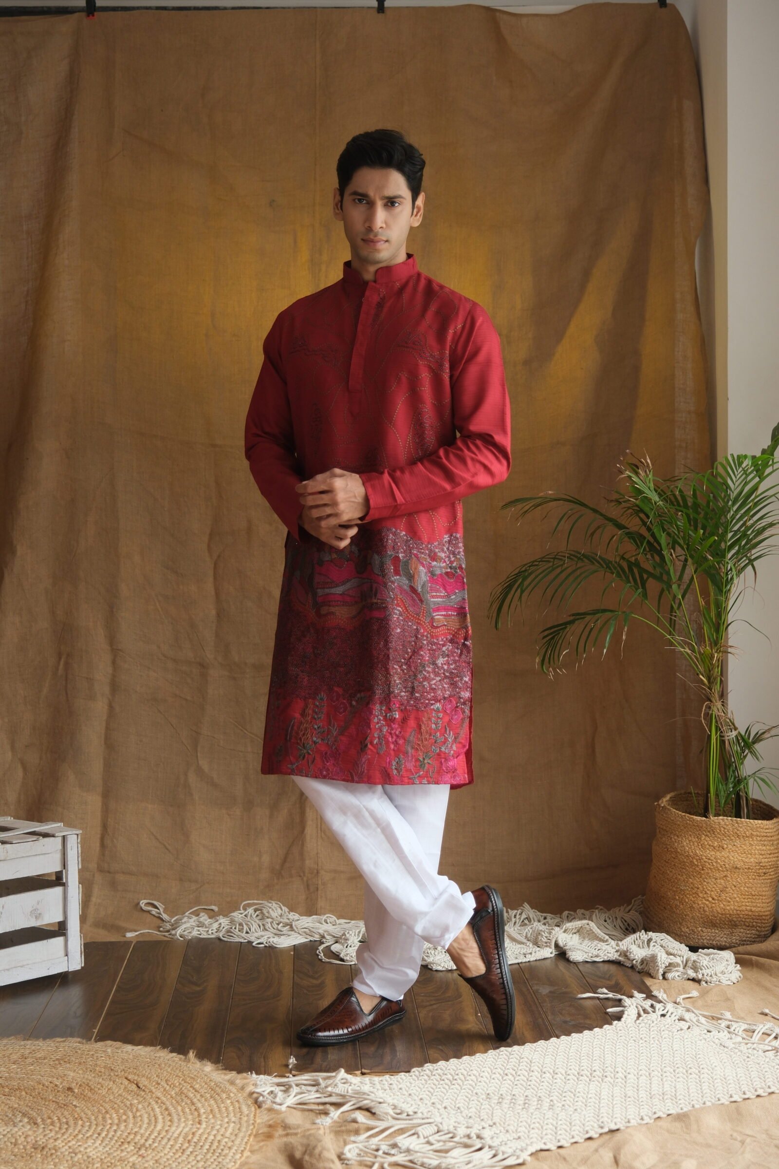 Men's Maroon Geometric Printed Sequinned Cotton Kurta