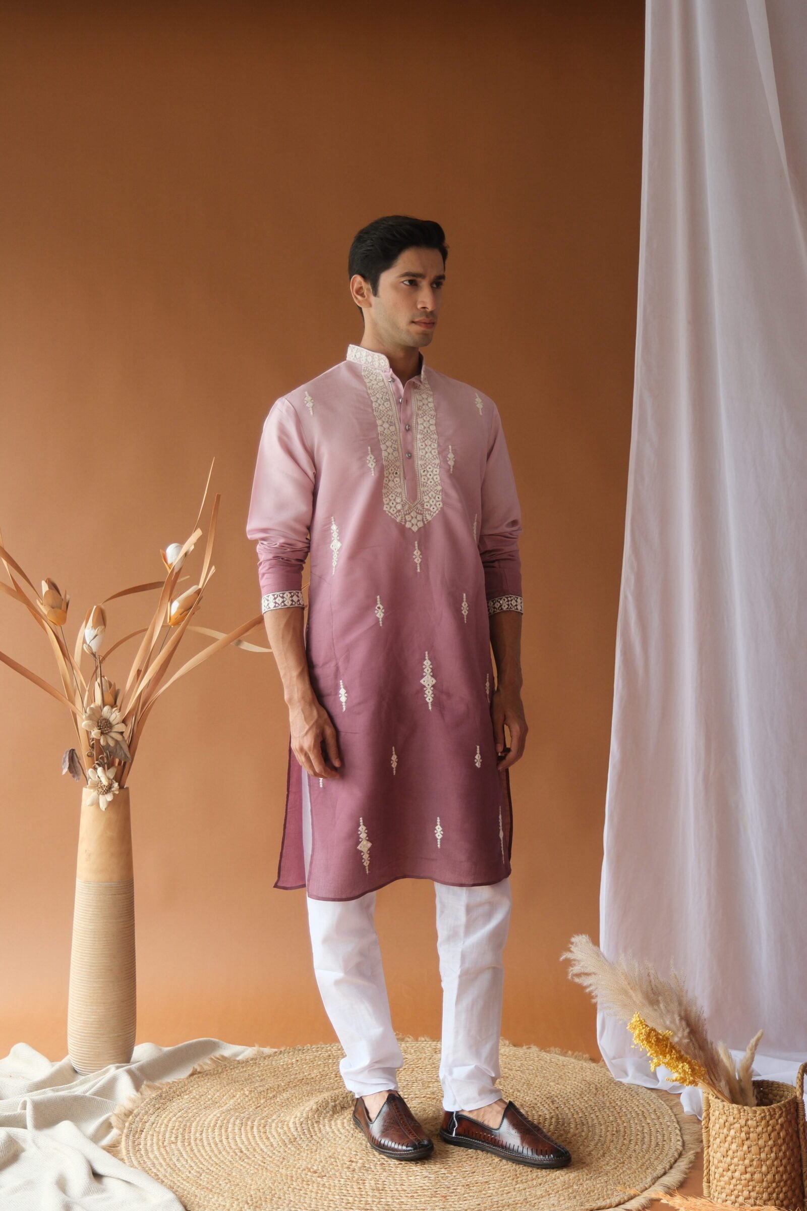 Men's Lavender Sequence Embroidered Round Neck Kurta
